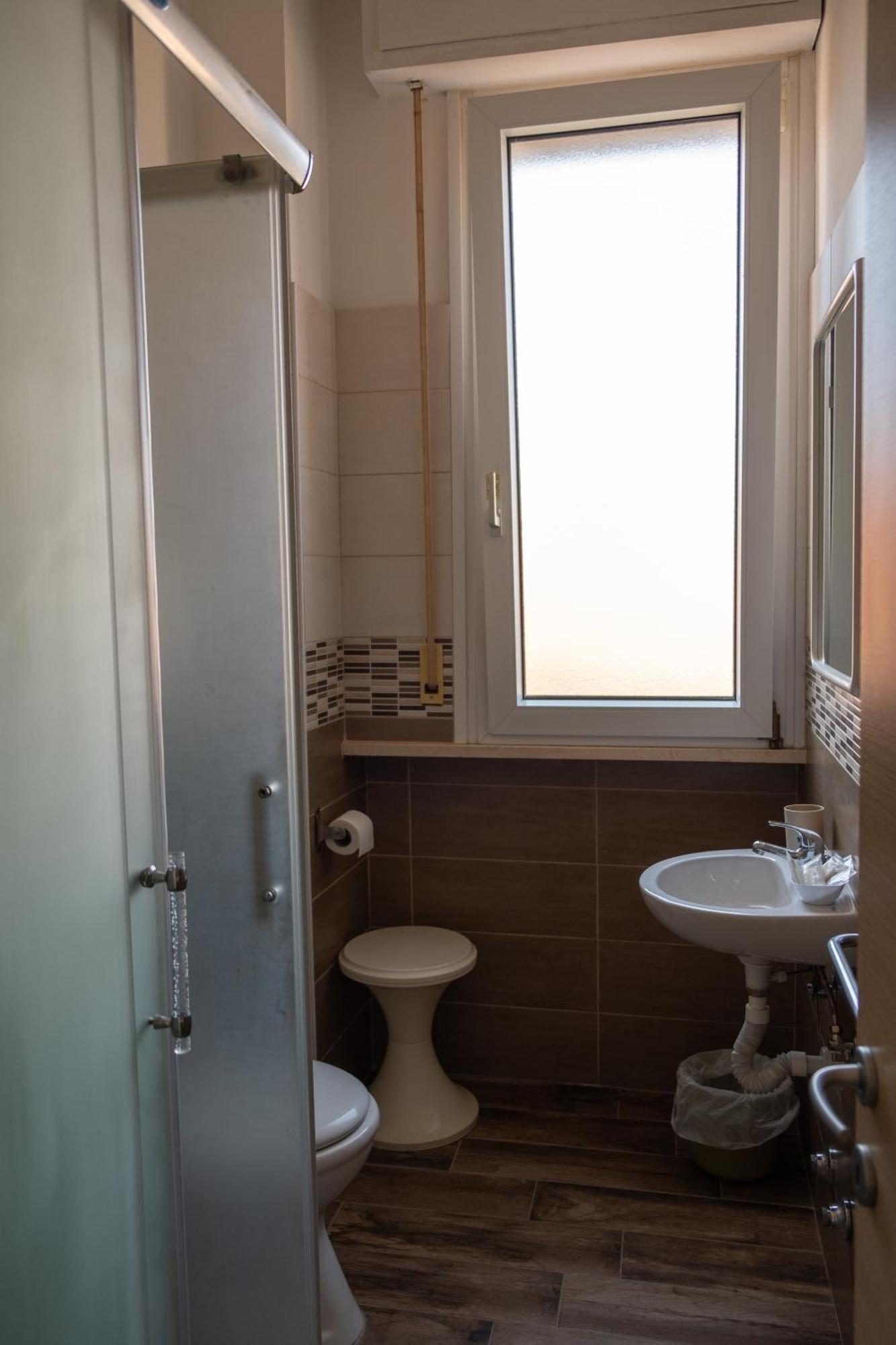 Hotel Re Leone Rimini Exteriör bild